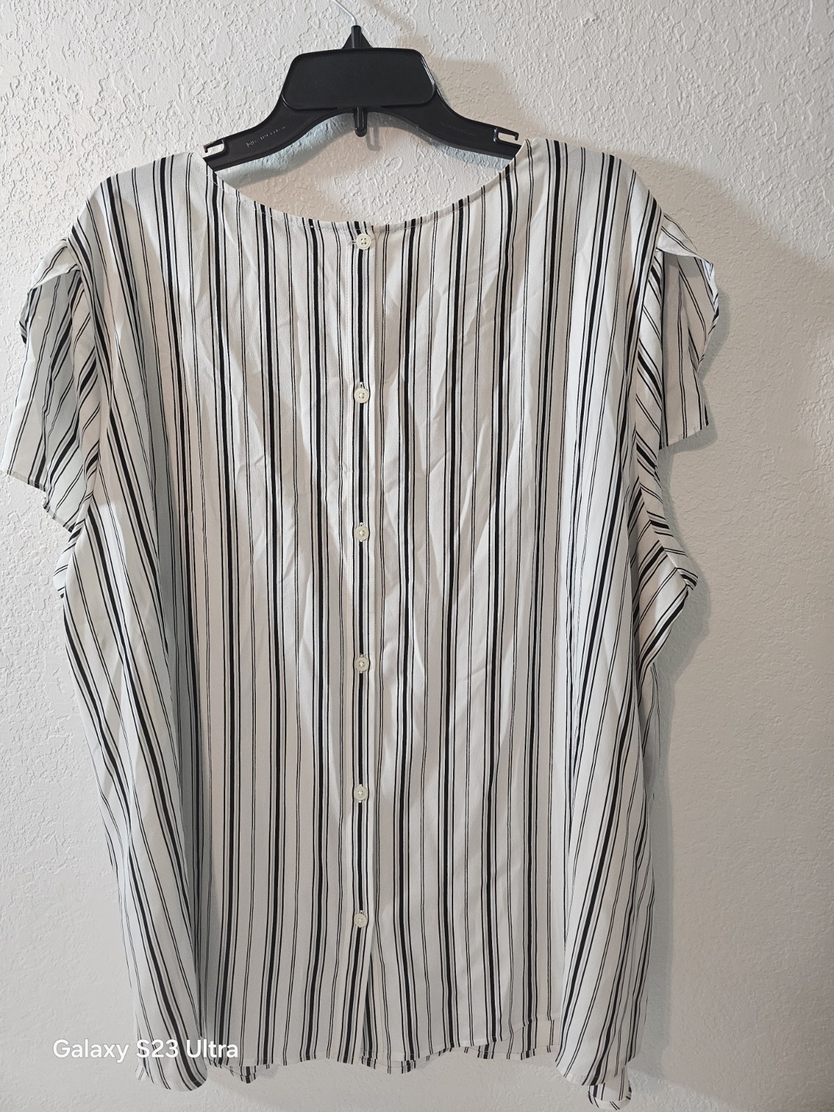 LOFT Striped Button Back Flutter Short Sleeve Blo… - image 3