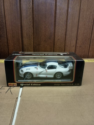 #ad #ad NIB Maisto Dodge Viper GT2 Special Edition GTSR 1997 White w Blue Stripes 1:18 $28.80