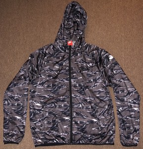 nike packable windrunner