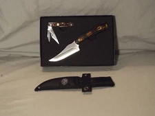 KENTUCKY CUTLERY COMPANY 2 PIECE KNIFE SET 71023 STAINLESS STEEL WITH SHEATH