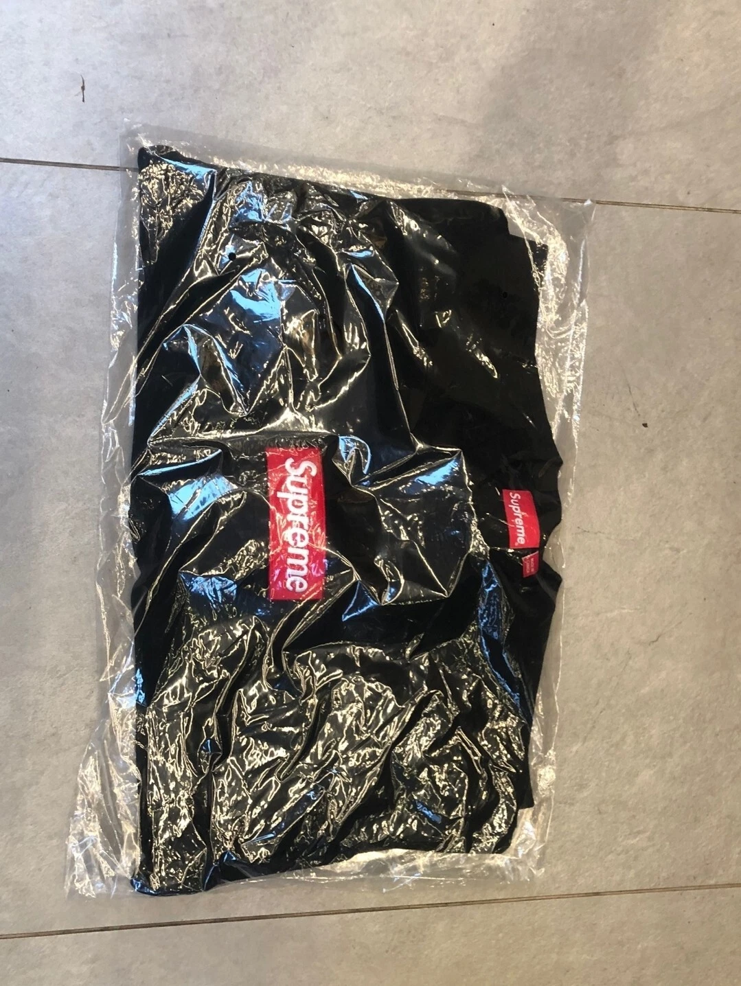 Sweat shirt Supreme Box Logo Crewneck FW22   Noir   Petit   EXPÉDITION LE LENDEMAIN ✅