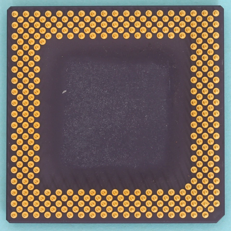 AMD K6-2 400Mhz Socket 7 CPU Processor AMD-K6-2/400AFR 2.2V / 3.3V IO 0.25Micron - Image 3 of 3
