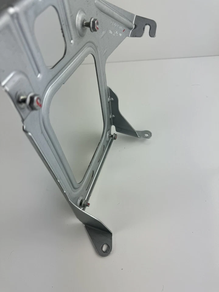 Mount Support Mercedes W212 Audio Sound Amplifier Bracket Holder A2125450440 - Image 4 of 4