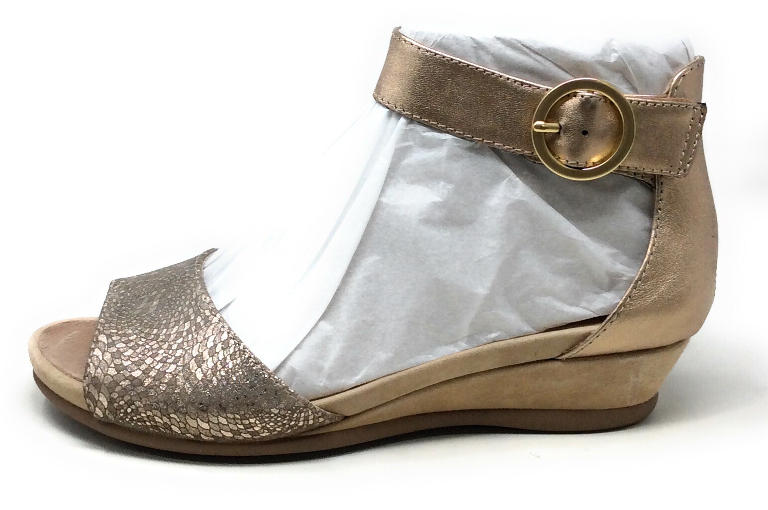 earth shoes hera champagne