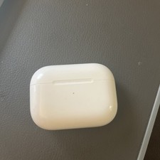 Apple AirPods Pro 1st Generation with Charging Case - White READ Description