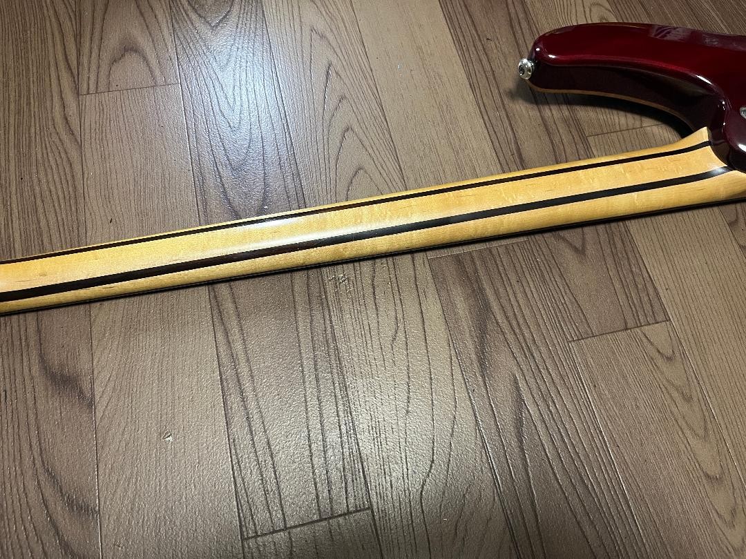 IBANEZ シースルーレッド キルティッドトップ EMGHZ 3バンドEQ搭載 IBANEZ See-through Red Quilted Top EMGHZ with 3 Band EQ Safe