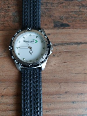 Kawasaki Racing Team Herrenarmbanduhr Edelstahl Silber/Schwarz NEU OVP