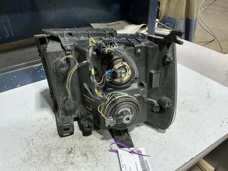 Driver Left Headlight Fits 07-14 SIERRA 2500 PICKUP 839618 - Image 2 of 4