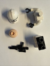Lego Star Wars Minifigure - Clone Trooper (From Set 75028)