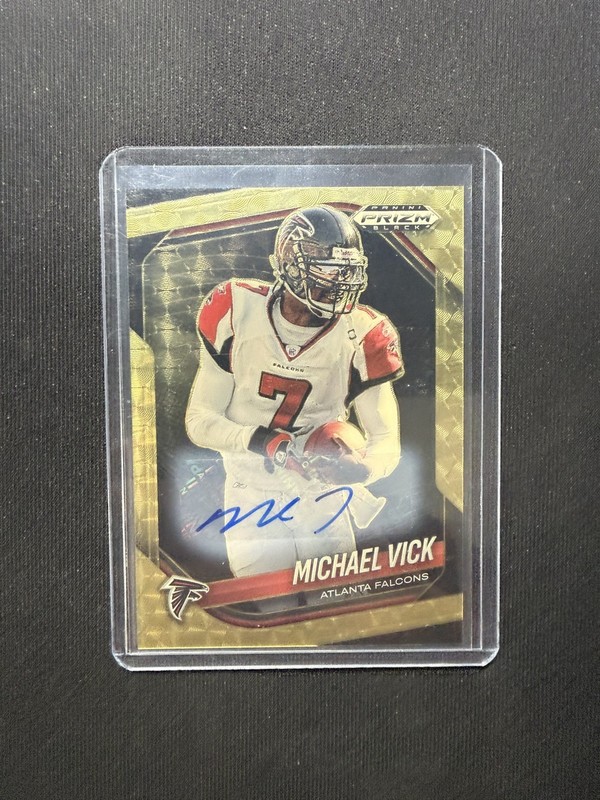 2025 Panini Prizm Black FOTL Michael Vick Gold Vinyl Auto 5/5 Falcons SSP