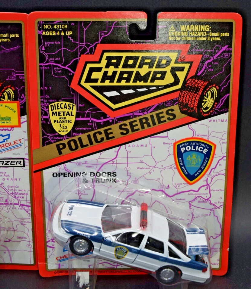 (5) ROAD CHAMPS POLICE O.P.P, BLAZER DC, PUERTO DE NUEVA Y NUEVA AUTÉNTICO, CHICAGO INC, MS SAFETY Foto 4 de 4