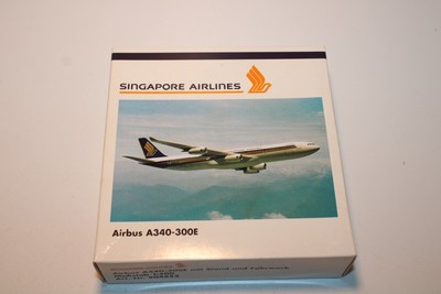 Herpa Wings 1:500 Flugzeug 504553 Airbus A340-300E SINGAPORE AIRLINES OVP