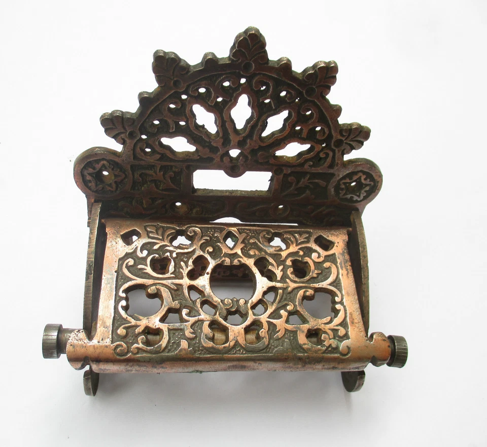 IRONMONGERY WORLD Cast iron vintage Ornate Antique Victorian old style Toilet Roll Holder