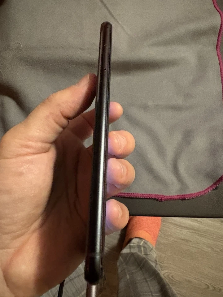 Smartphone ASUS ZenFone 5  ZE620KL - Immagine 4 di 4