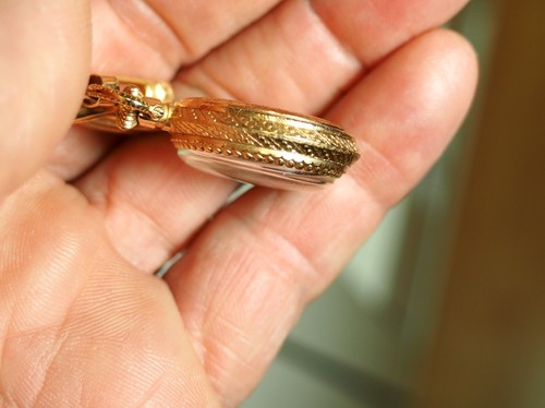 Broche Vintage Plaqué Or Laminé R M - Superbe Bijou Ancien - Occasion