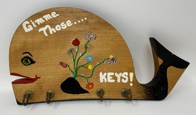 Whale Gimme Those Keys Rack Holder Hooks Vintage Anthropomorphic Lips Flowers