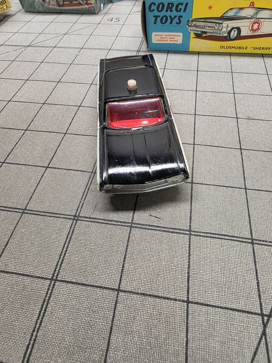 Vintage Corgi Toys Oldsmobile Super 88 Sheriff Car 237 w/ Original