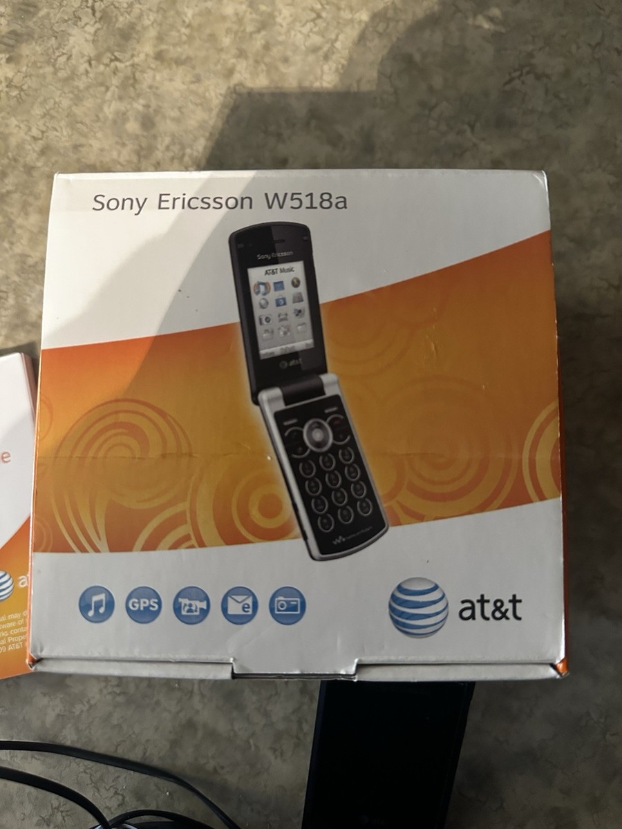 Sony Ericsson Walkman W518a - Gray and Silver ( AT&T ) Rare MP3