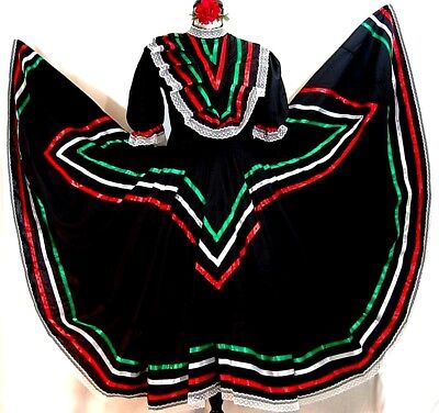 5 de Mayo green Mexican Jalisco dance dress folklorico off shoulder rodeo vtg
