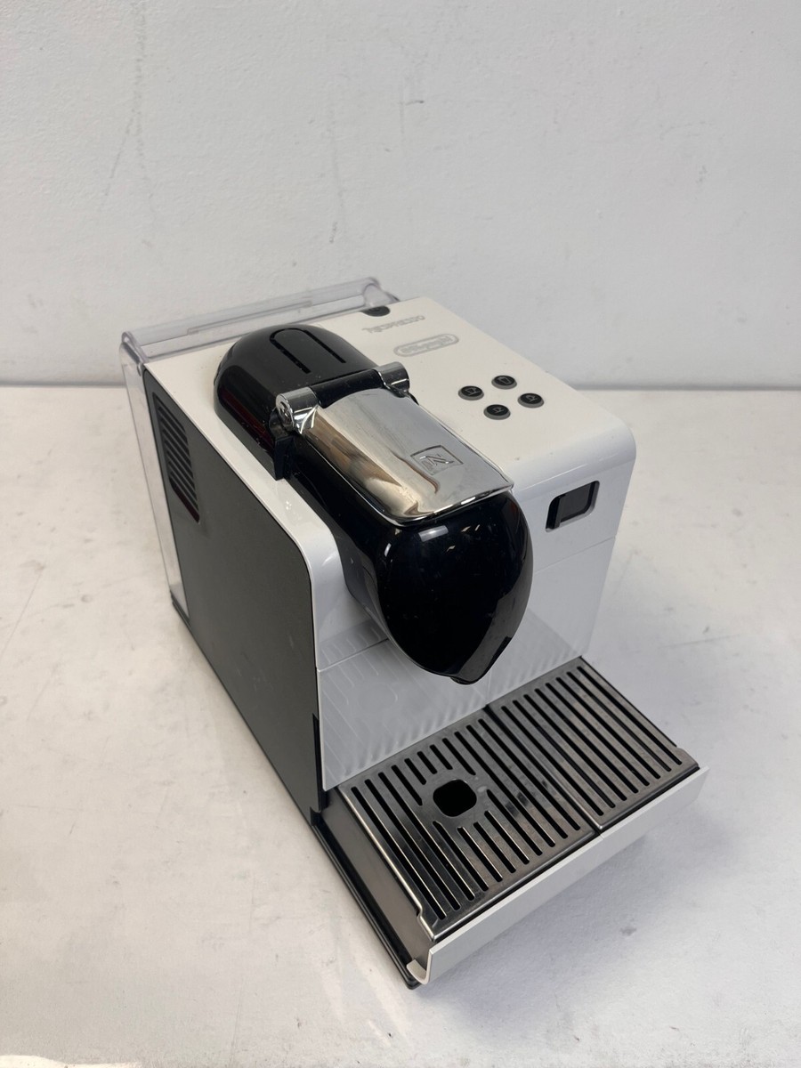 DELONGHI Nespresso Lattissima coffee machine *Faulty wont