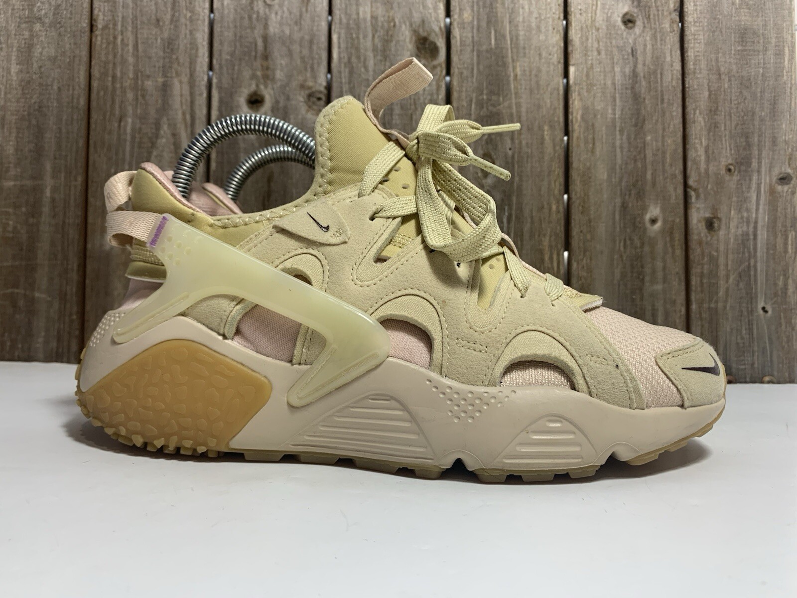 Nike Air Huarache Craft DQ8031-100 Sandrift Beige Team Gold