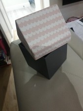 Scatola portagiochi casa piccola perfetta per perline