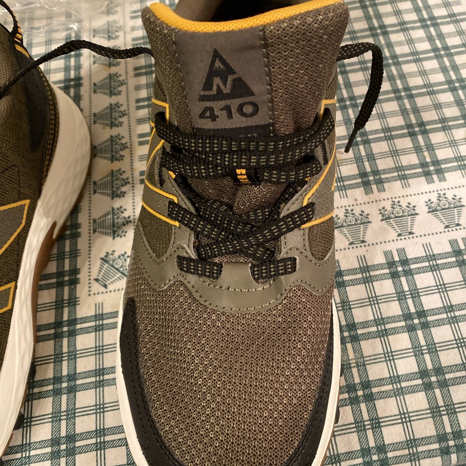 mens new balance trainers size 9 eBay