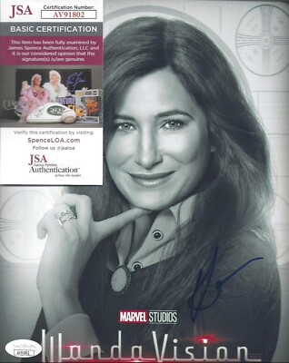 KATHRYN HAHN SIGNED WANDAVISION AGATHA HARKNESS 8x10 PHOTO - JSA COA