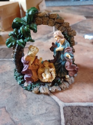 Updated Nativity Scene, Ceramic Statues, 5 inches x 5 inches