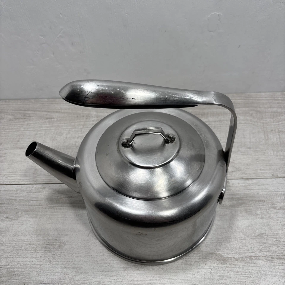 All-Clad Stainless Steel Kettle NO Whistle 2 Qt. - Image 2 of 4