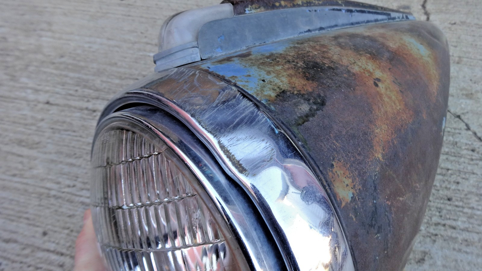 1941 1942 Chevy Truck HEADLIGHT ASSEMBLIES Original GM Guide pair 1946 GMC