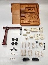 Vintage STAR WARS Kenner DROID FACTORY R2-D2 *Near Complete* 1979