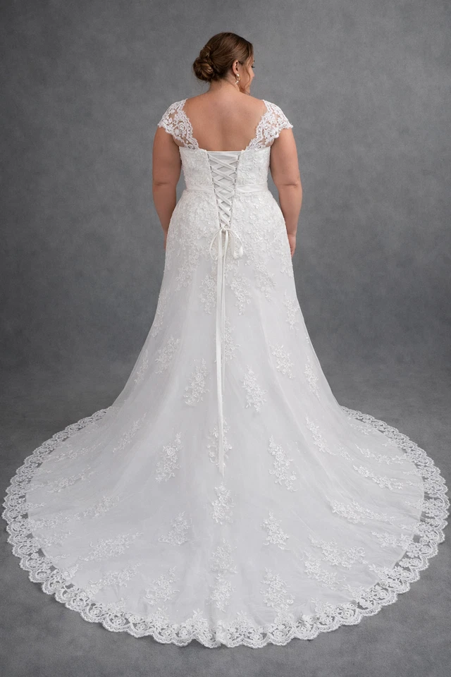 HBH Brautmode I  Brautkleid A-linie bestickt  Einzelstück Gr.46,50,52 - Bild 2 von 3