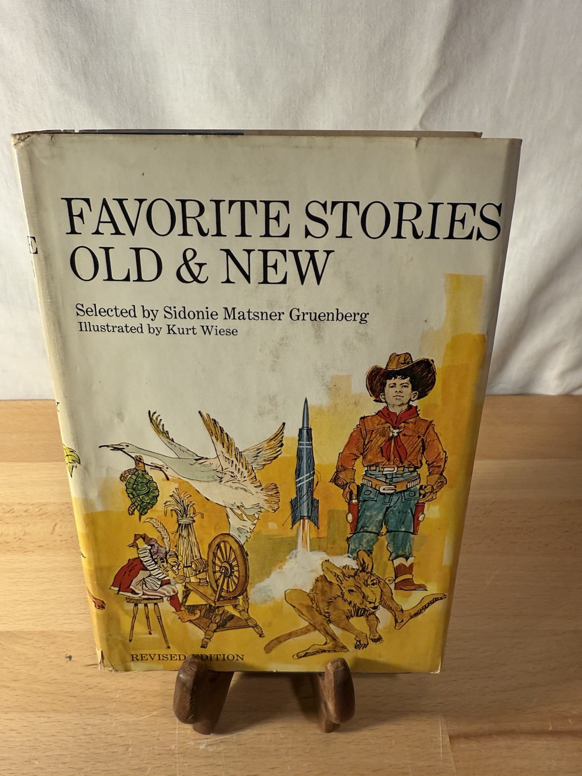 Favorite Stories Old and New by Sidonie Matsner Gruenberg (Hardback) Pre Owned