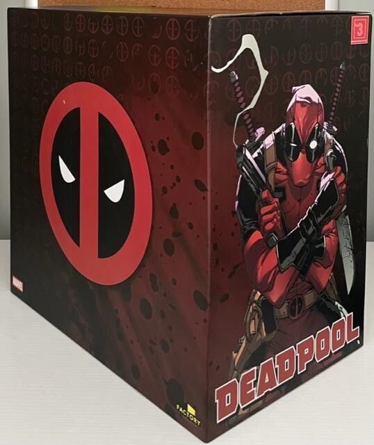Factory Entertainment Marvel Deadpool Rocket Ride Premium Motion Statue ...