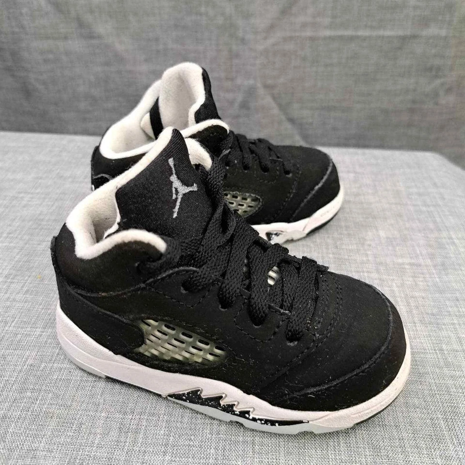 Nike Air Jordan 5 Retro Moonlight 'Oreo' 2021 440890-011 Tenis Negro TD TALLA 6C Foto 2 de 4