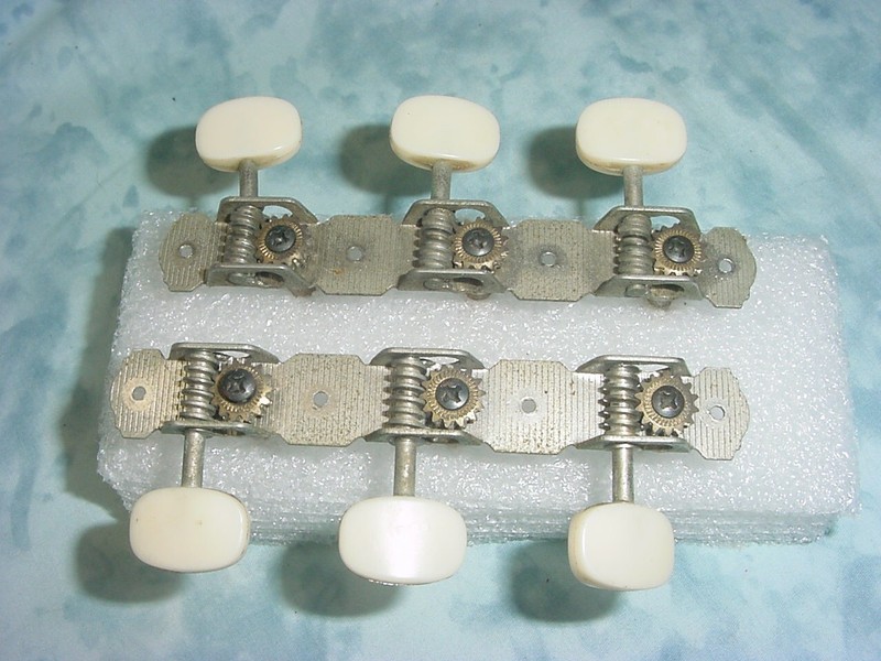 SET OF VINTAGE MIJ 3 X 3 GUITAR WHITE BUTTON TUNERS / SCREWS / COMPLETE