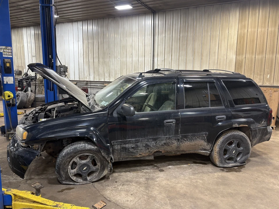 Used Automatic Transmission Assembly fits: 2007 Chevrolet Trailblazer AT 4.2L 4x Foto 2 de 4