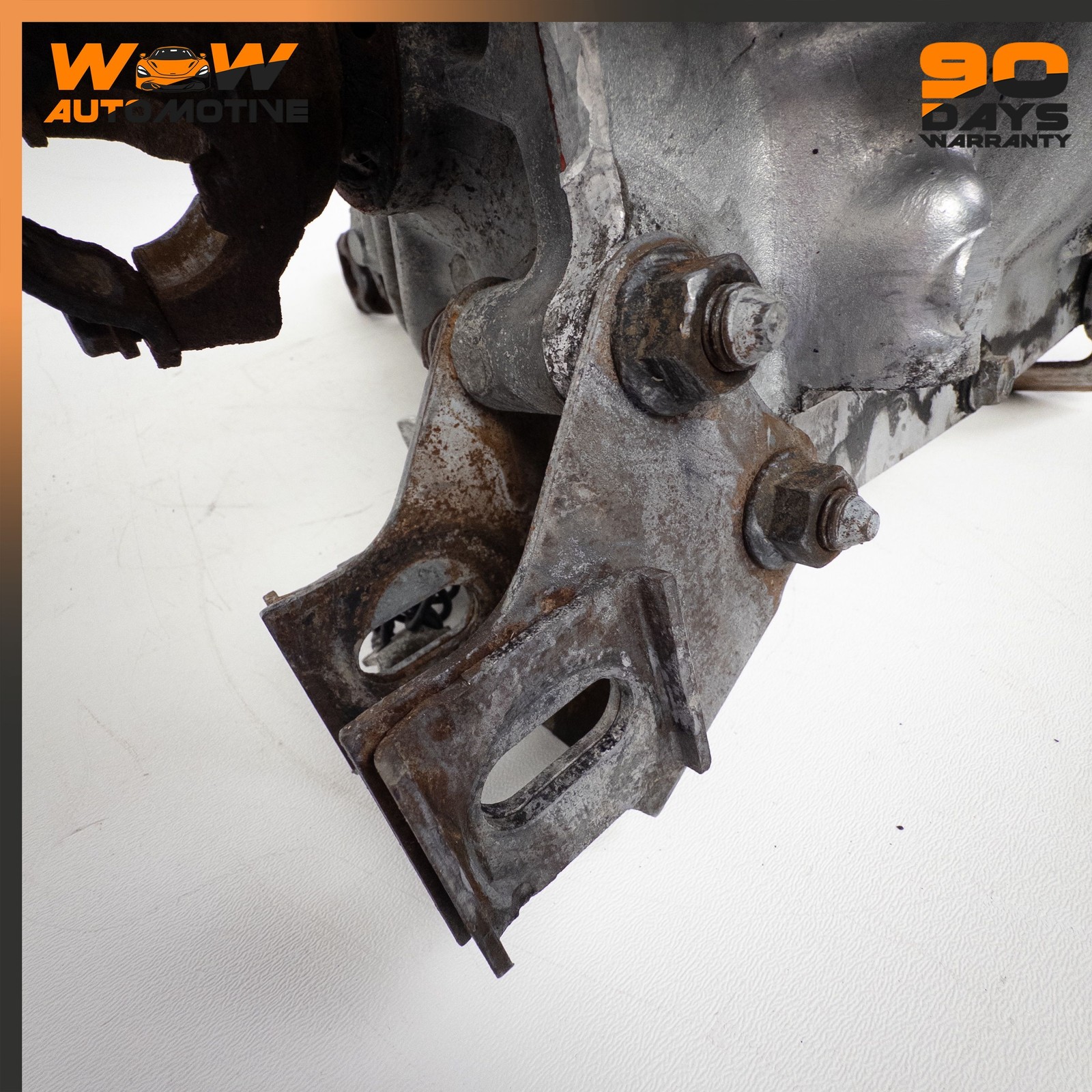90-96 CHEVROLET CORVETTE C4 AT REAR DIFFERENTIAL CARRIER COVER BRACE BATWING OEM