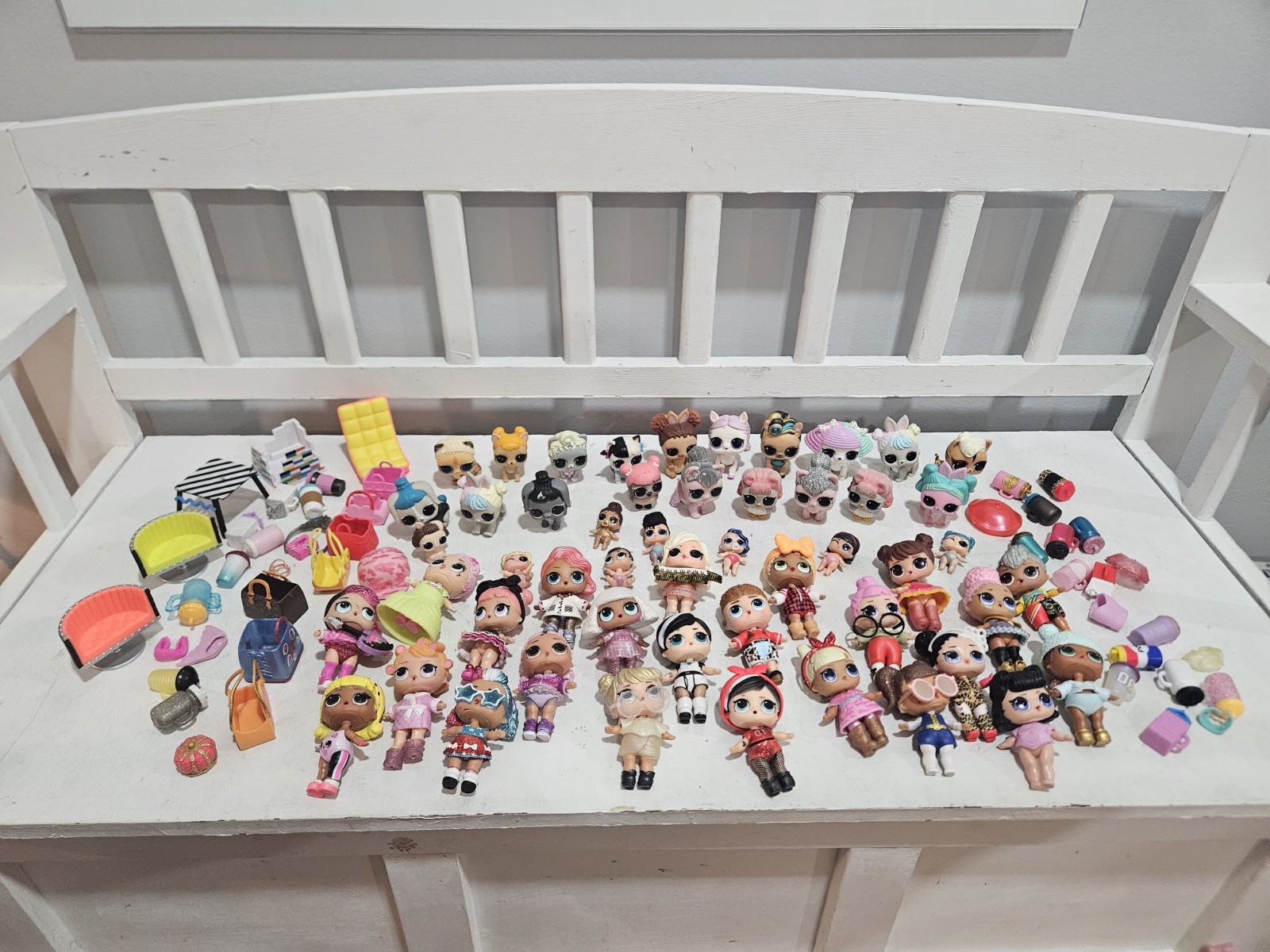LoL Surprise Dolls, Little Sisters, Animals & Accessories Lot With Carrying Case