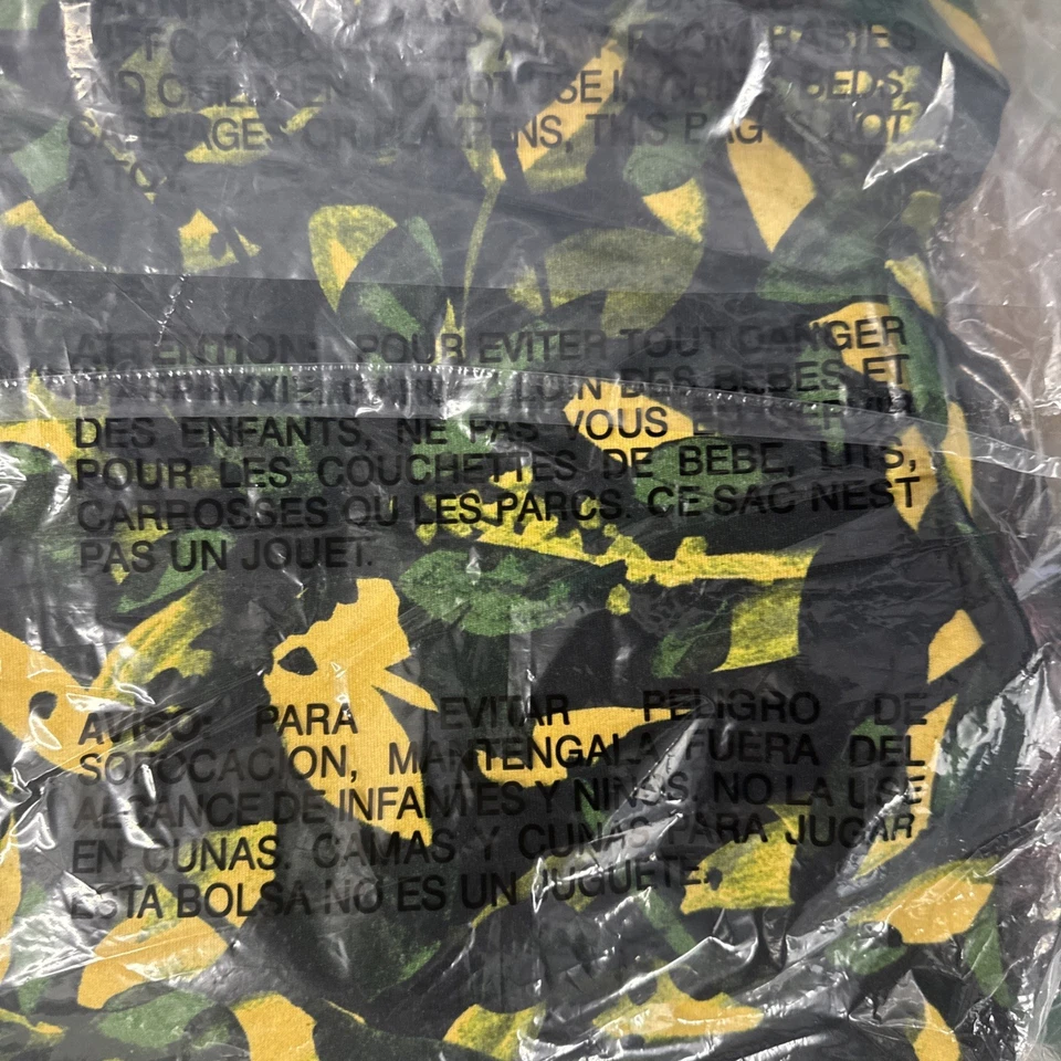 Camiseta Open Ceremony Cadillac X OC Talla XL Nueva en Embalaje 100% Auténtica Foto 4 de 4