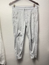 Athleta Women's Size 6P Trekkie North Jogger Pants Gray