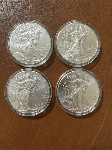 2012 American Silver Eagle Uncirculated ☆☆  1 oz .999 Silver Dollar