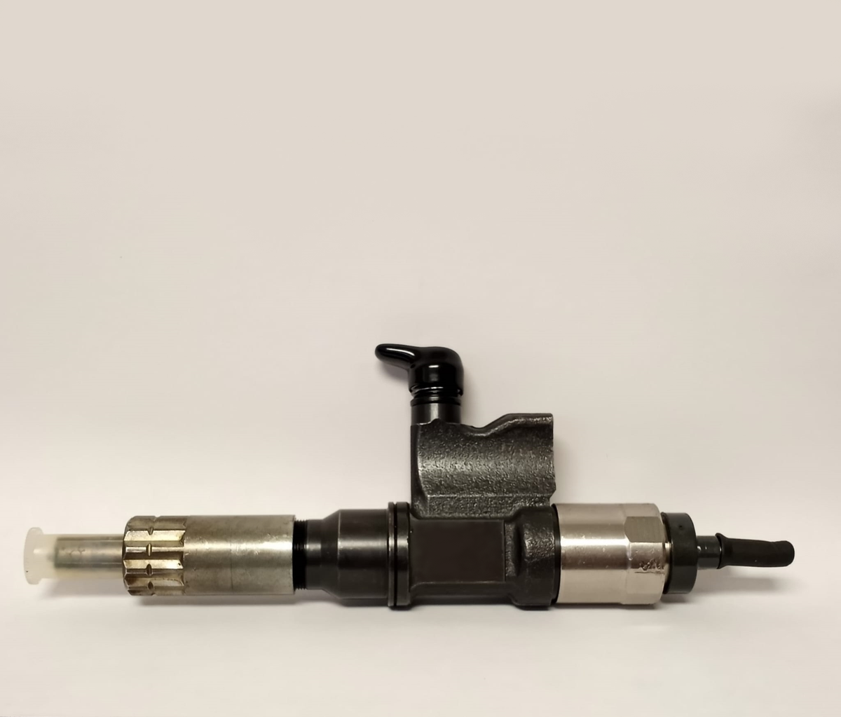 47894376 USED CASE INJECTOR GENUINE CASE ISUZU DENSO | eBay