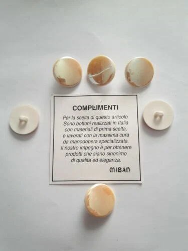 Bottoni rotondi per l'hobby del cucito