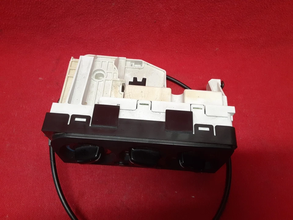 2000 2001 2002 2003 2004 Subaru Legacy Outback aire acondicionado clima térmico control de climatización Foto 3 de 4