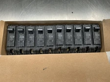 (10) GE THQL1115 Plug-in Circuit Breakers 1-Pole, 15a
