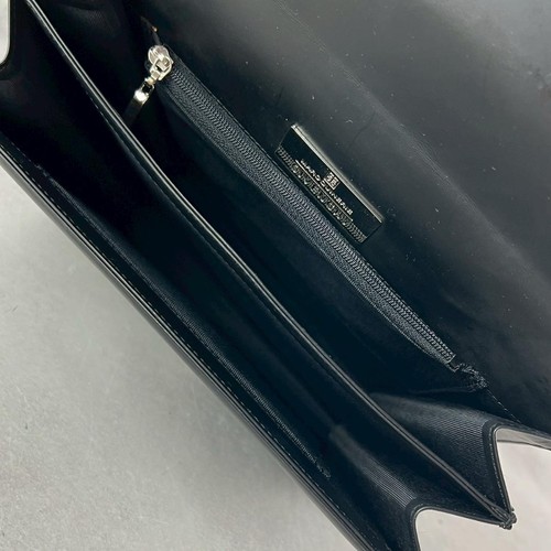 GIVENCHY Borsa a mano 4G logo patta pelle nera semplice classica design formale - Foto 9 di 24