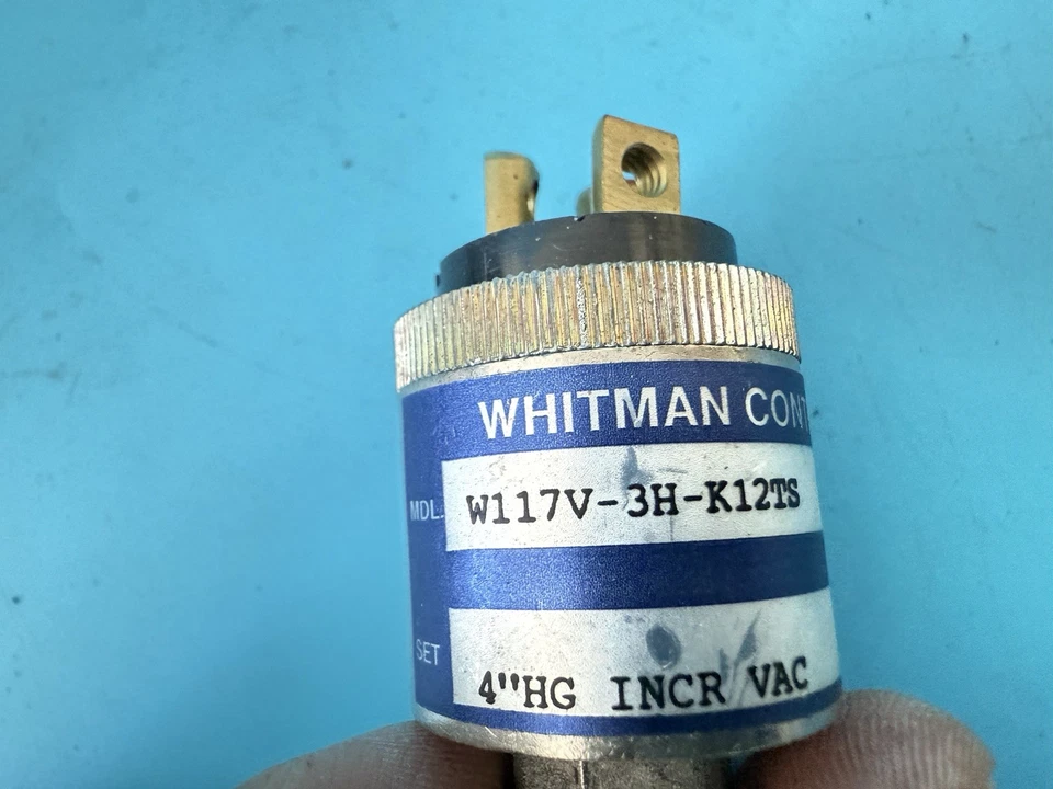 "Lote de 4 nuevos controles Whitman W117V-3H-K12TS interruptor de presión de vacío 4"" Hg INCR VA" Foto 2 de 4