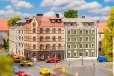 Faller 282783 Z Scale 1:220 Kit of Row of townhouses - NEW 2025